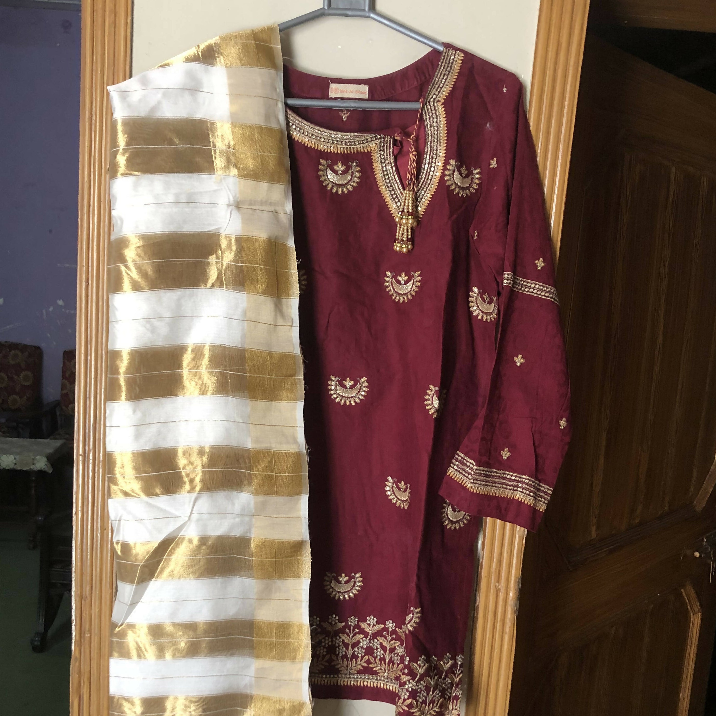 Bint-al-Blaad | 3 Pc Maroon Outfit (Size: M ) | Women Formals | Worn Once