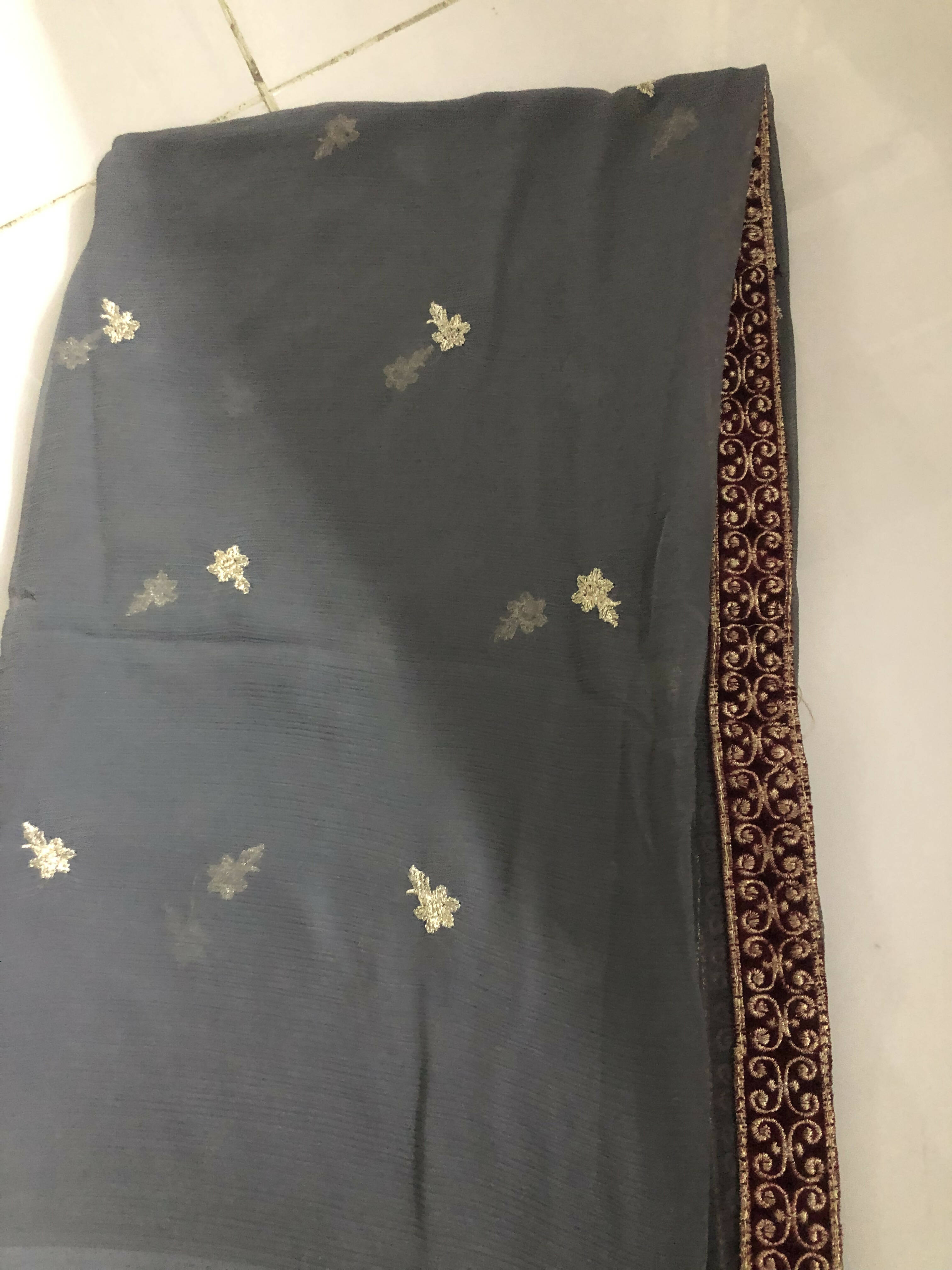 Patel Brothers Embroidered Lehenga (Size: M )| Women Formals | Preloved