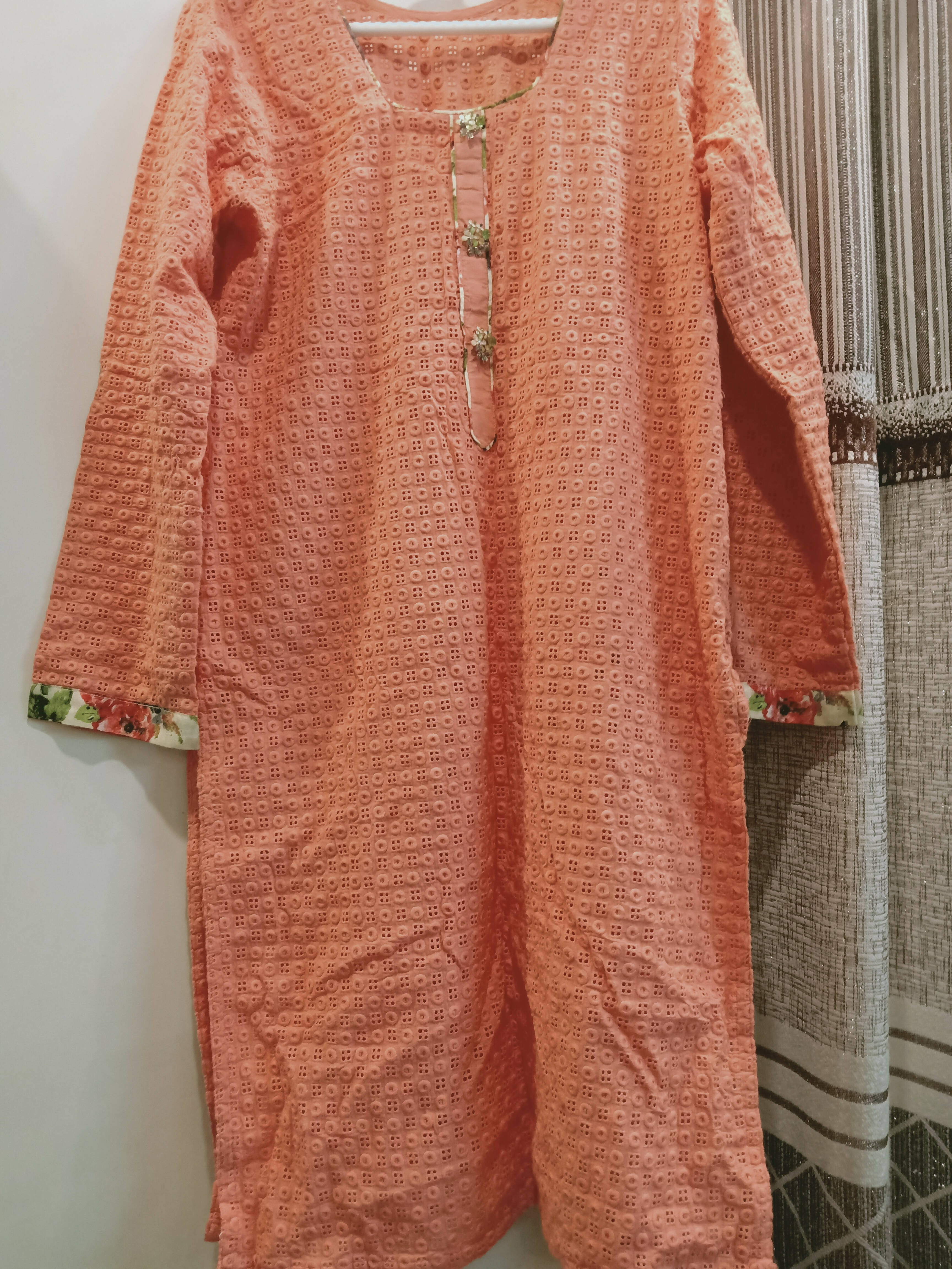 Beautiful 3 Pc Suit | Women Locally Made Kurta | Medium | Preloved