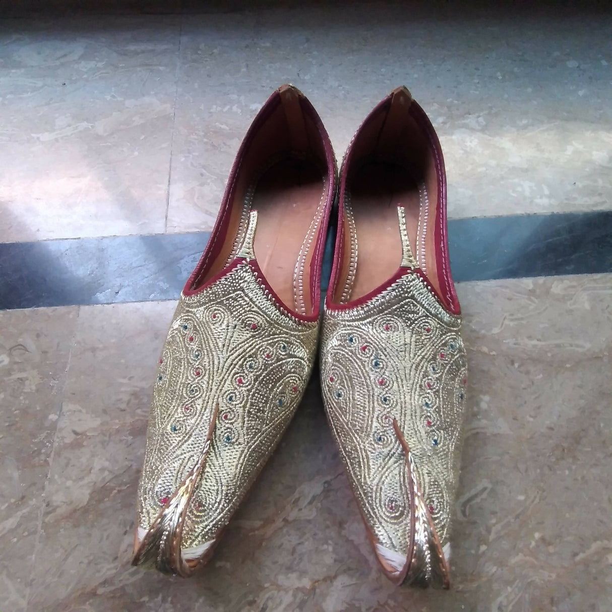 Unisex Golden Khussa | Men Accessories & Footwear | Size: 38 | New