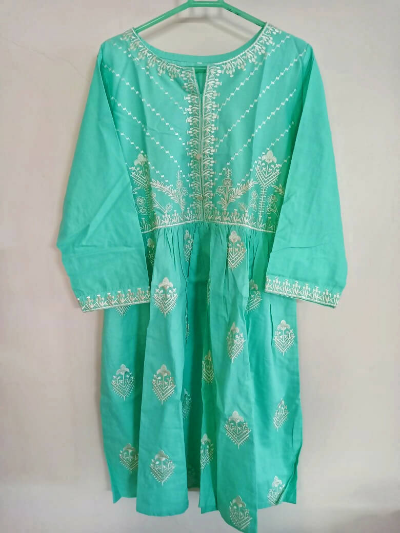 Embroided Kurta | Women Locally Made Kurta | Small | New