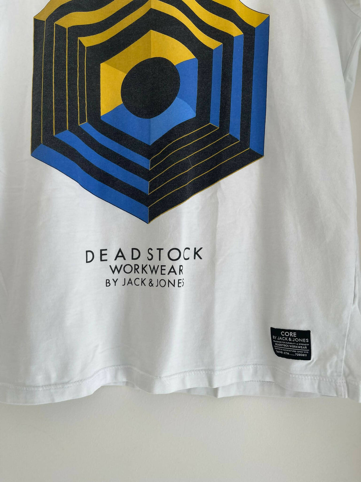J & J Core | Men T-Shirts & Shirts | Large | Preloved