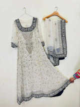 White Maxi | Women Locally Made Formals | Medium | Preloved