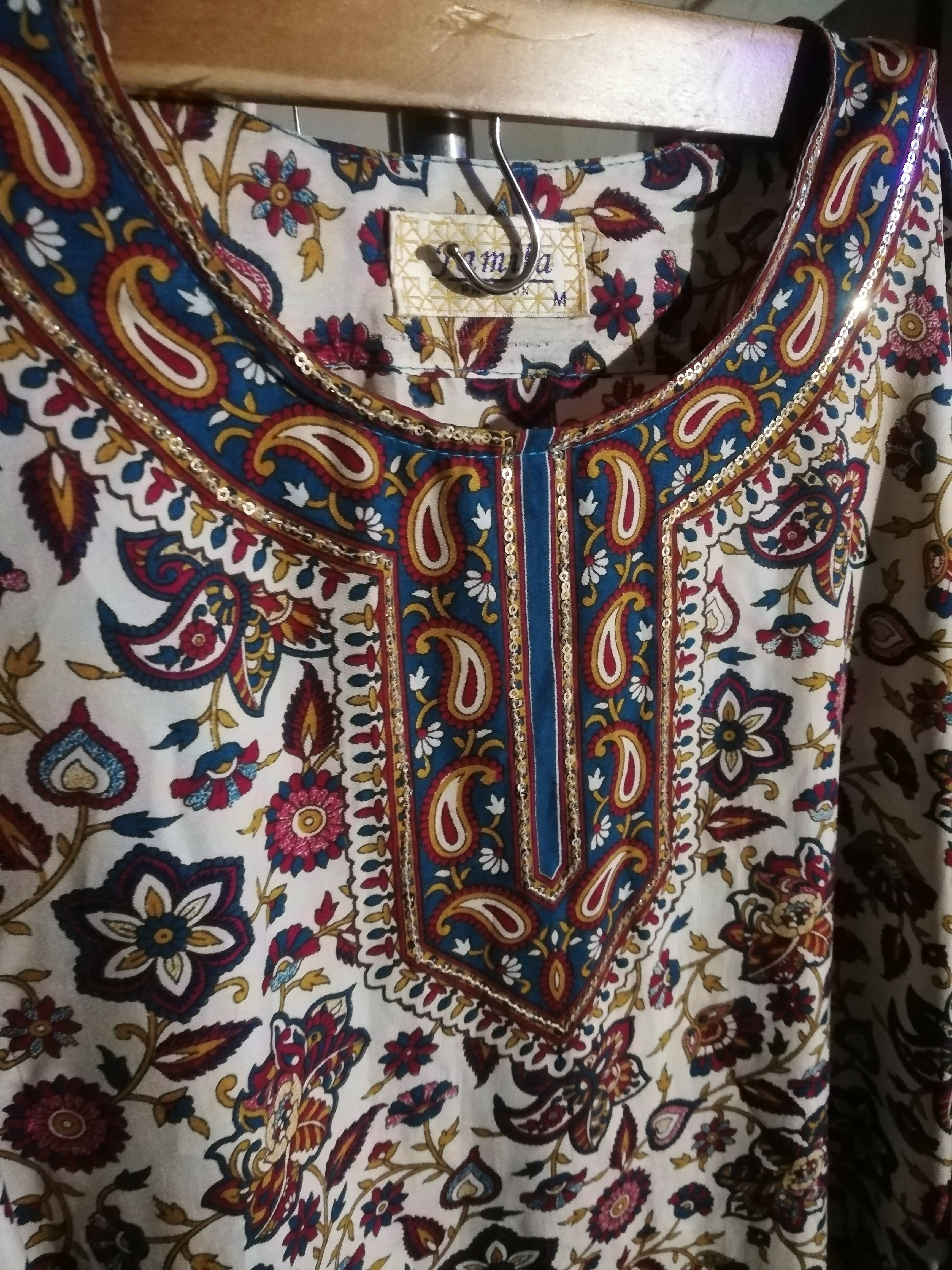 Simple Printed Abaya | Women Accessories | Medium | Preloved