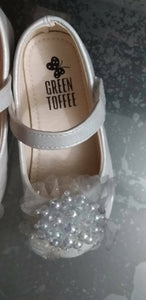 Green Toffee | Girl Shoes | Size: 26 | Worn Once