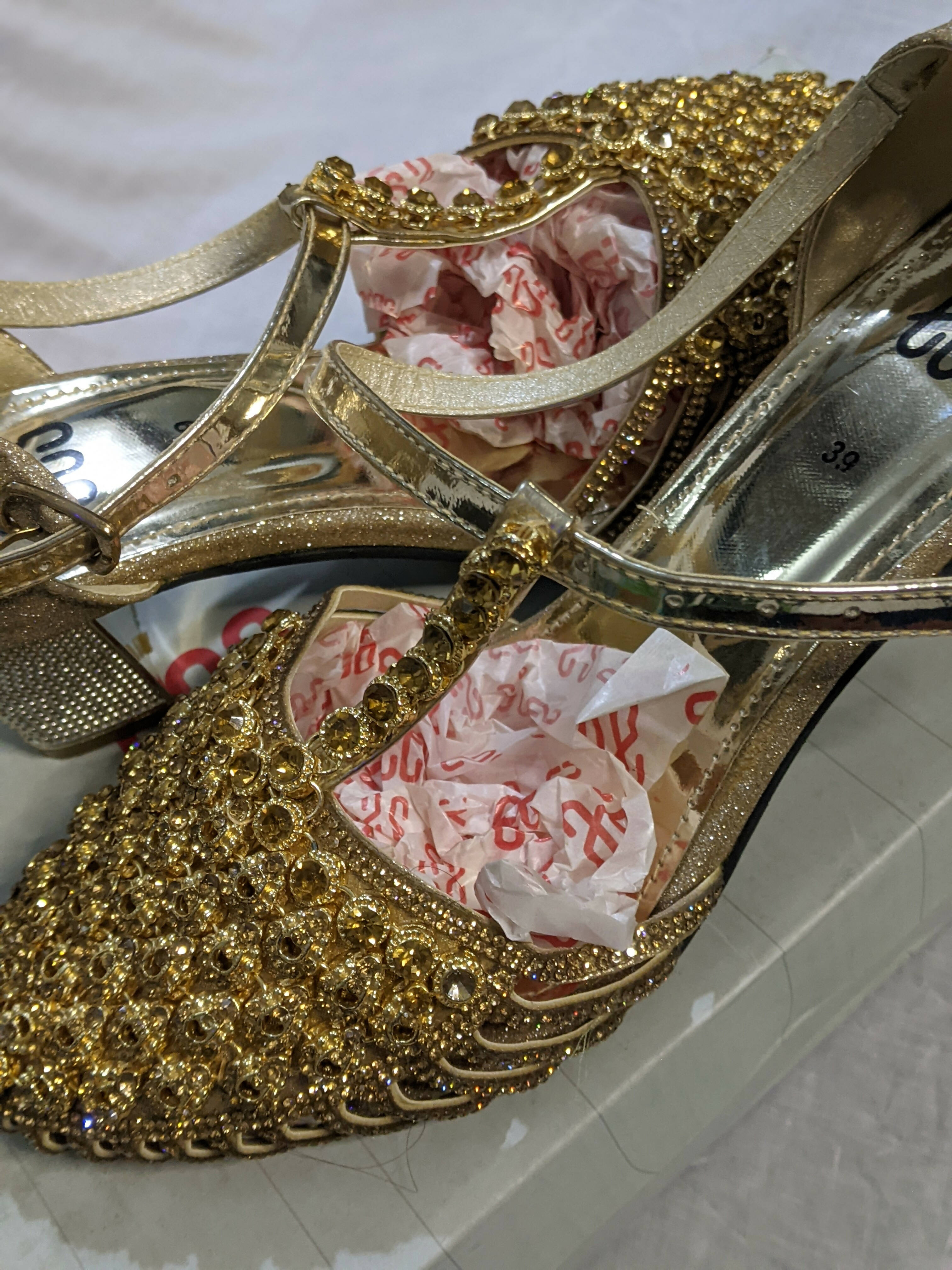 Gold heels with jewels sale