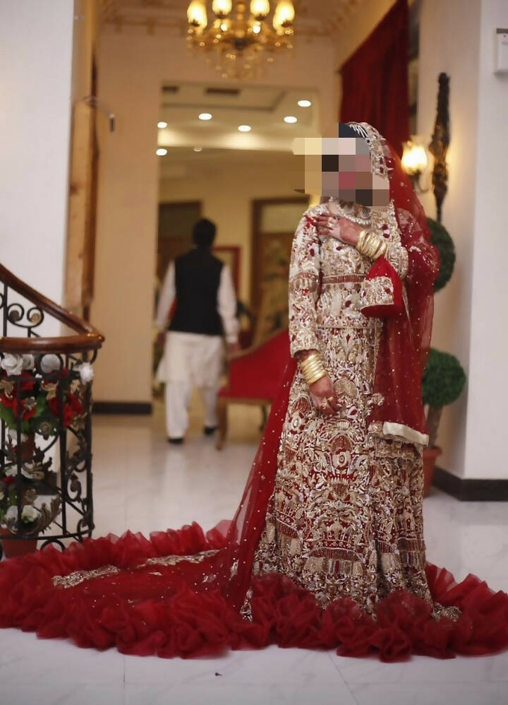 Red Bridal Dress with long Tail lehnga | Women Bridals | Worn Once –  Bechlo.pk