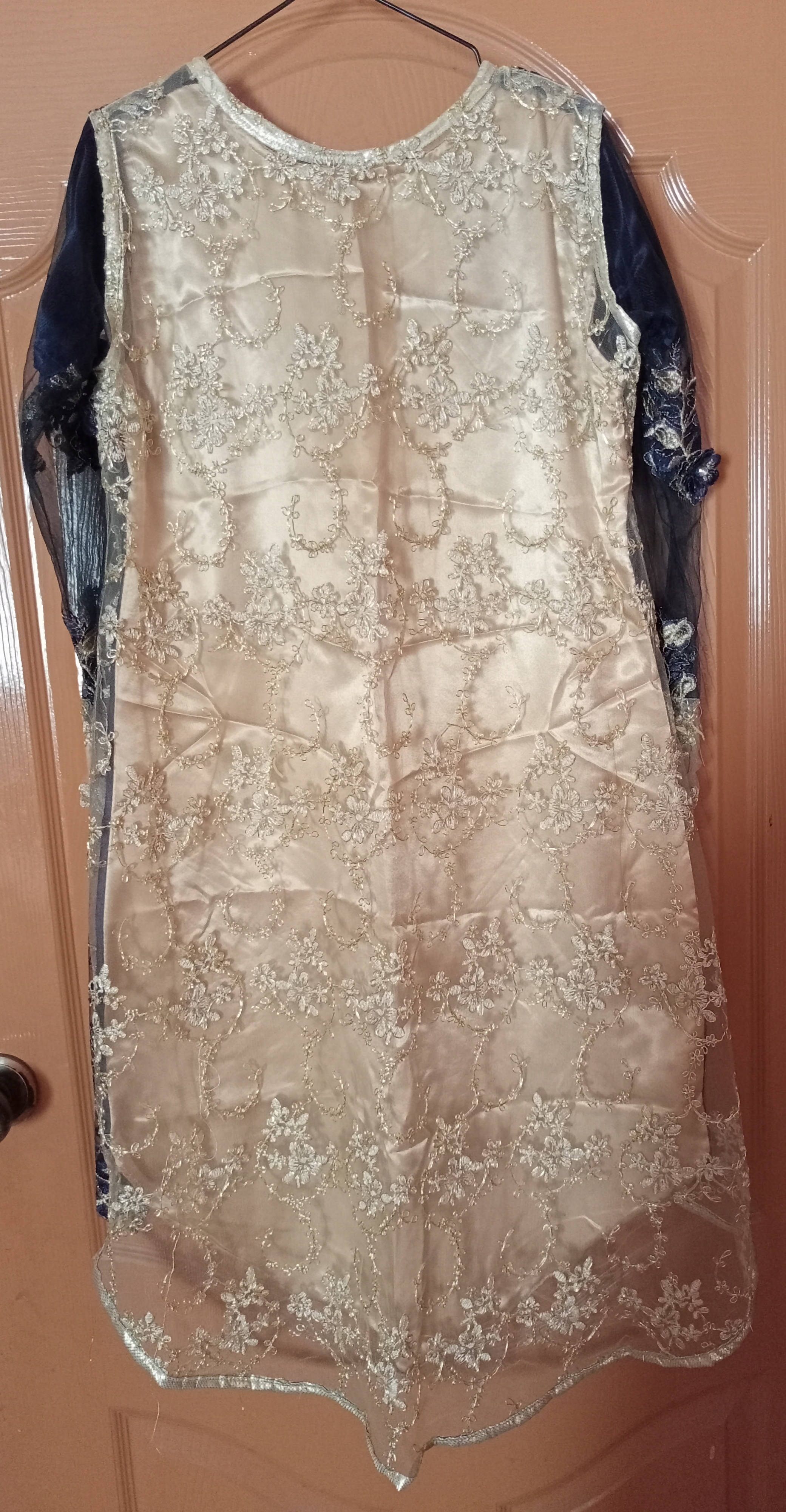 Blue 3 PC Stitched Suit | Women Locally Made Formals | Medium | Preloved