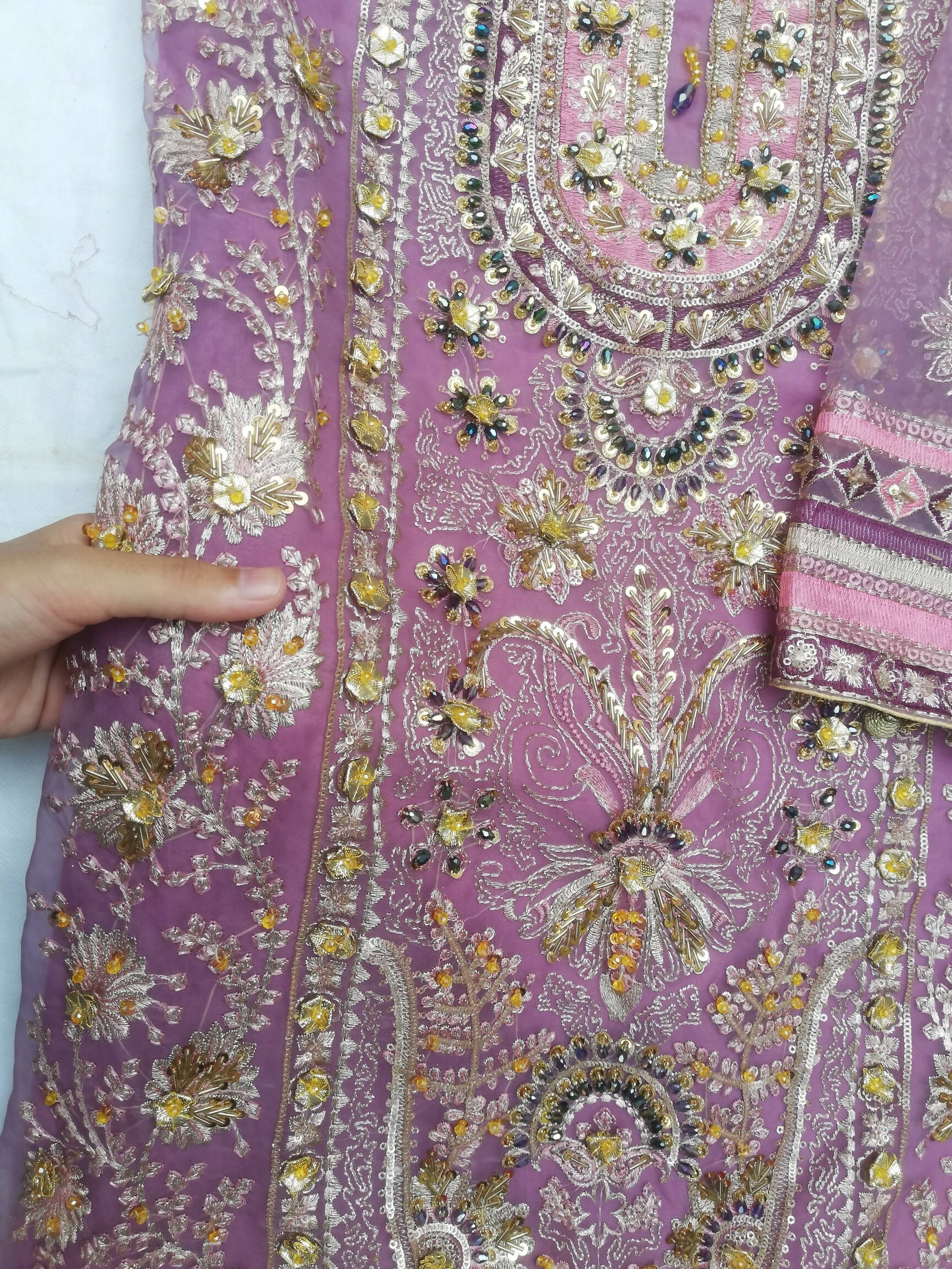 Fancy embroidered suit | Women Locally Made Formals | Medium | Preloved