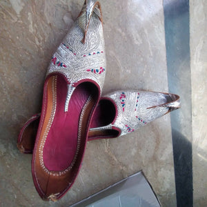 Unisex Silver khusa (Size: 38 ) | Women Shoes | Men Shoes | New