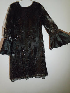 Black Embroidered Suit| Women Locally Made Formals | Medium | Preloved