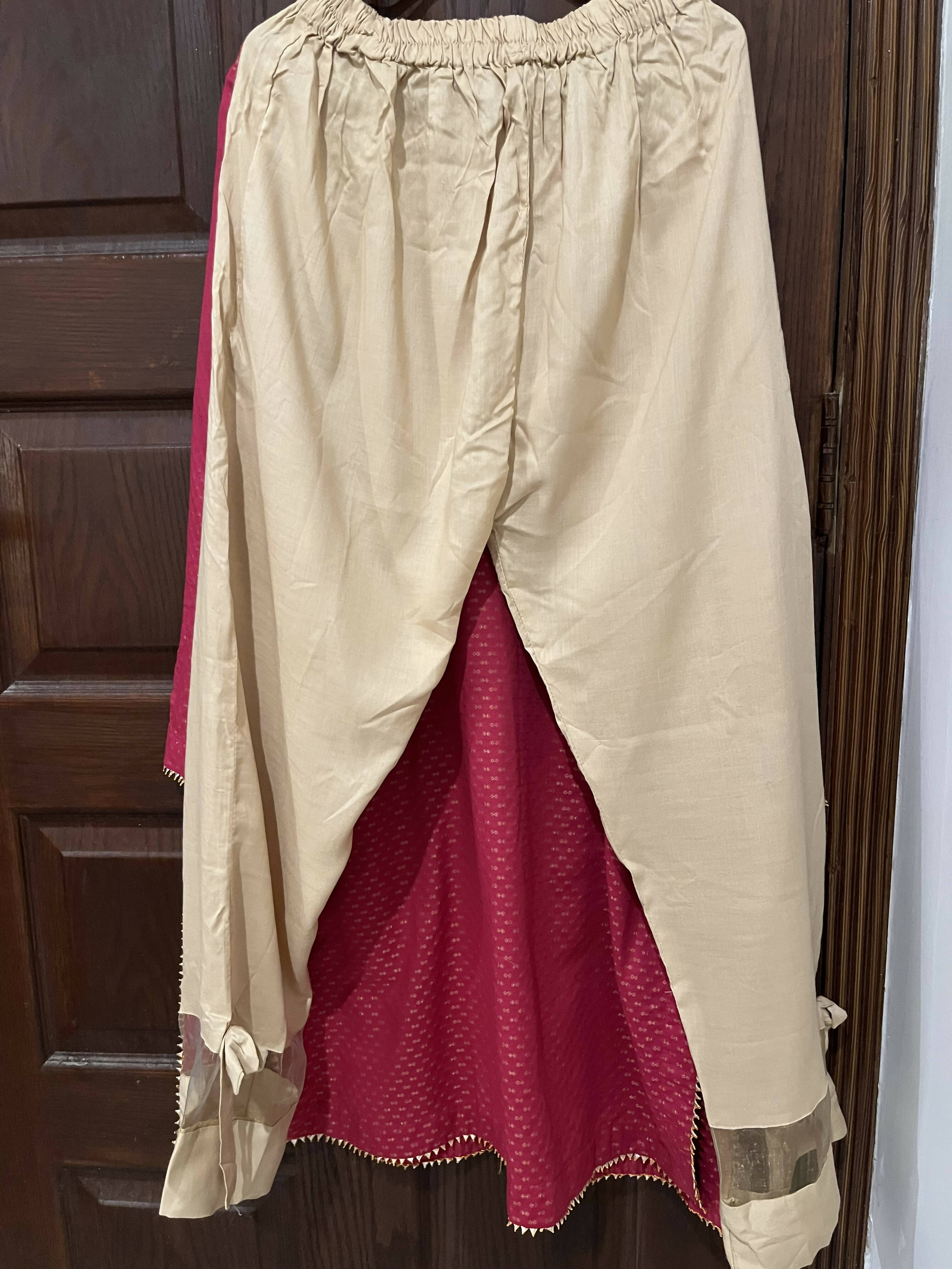 SAYA | Stitched Shirt with and Trouser and Dupatta (Size: M ) | Women Branded Kurta | Worn Once