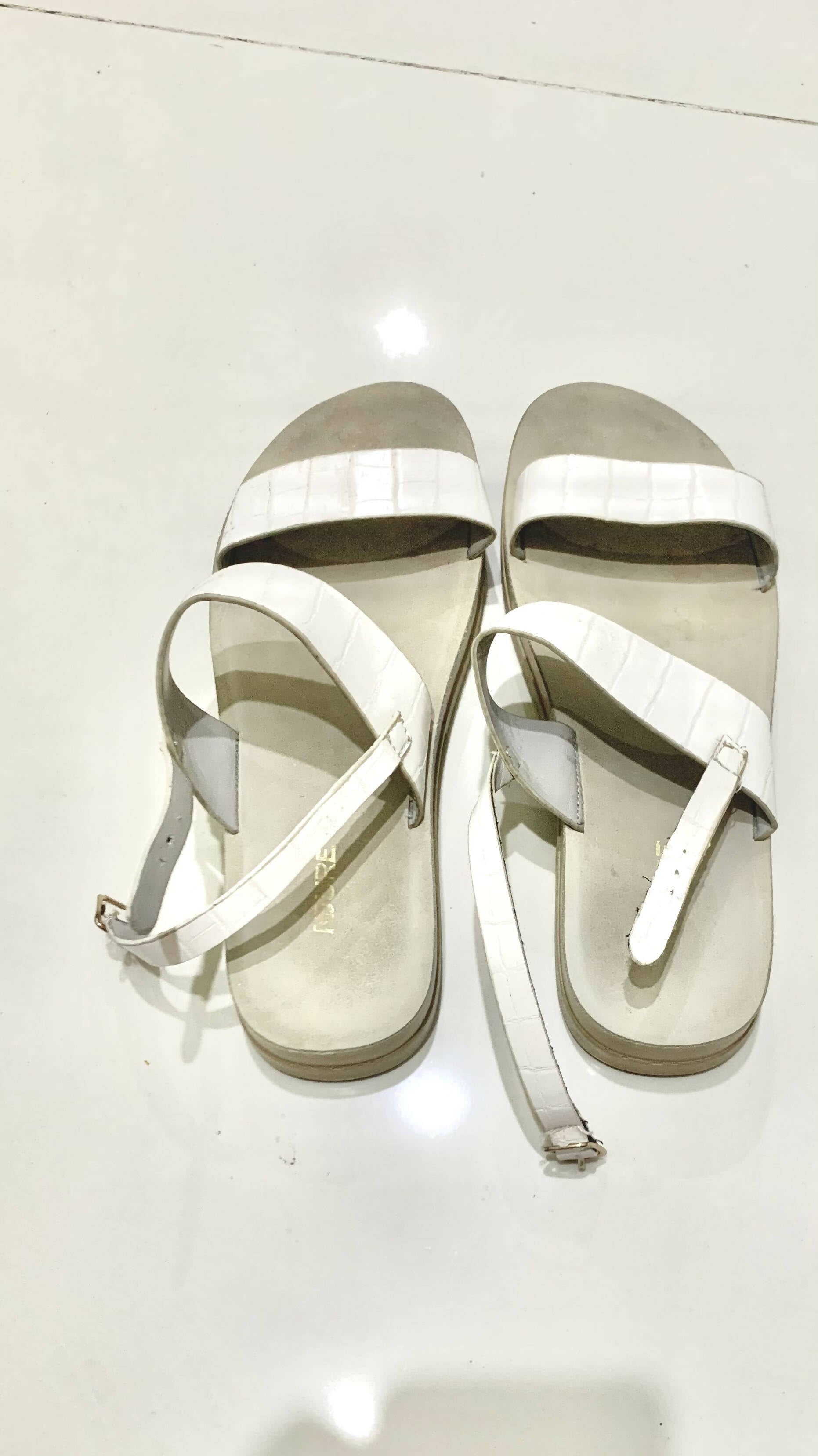 Ndure | Casual Sandals (Size: 39 ) | Women Shoes | Preloved