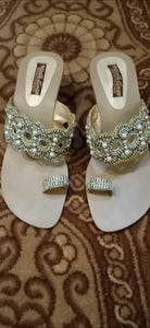 Walkeaze | Sandals With Pearls | Women Shoes | Size: 9 | New