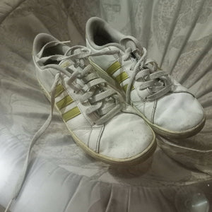Adidas | Men Shoes ( Size 38 ) | Accessories & Footwear | Preloved