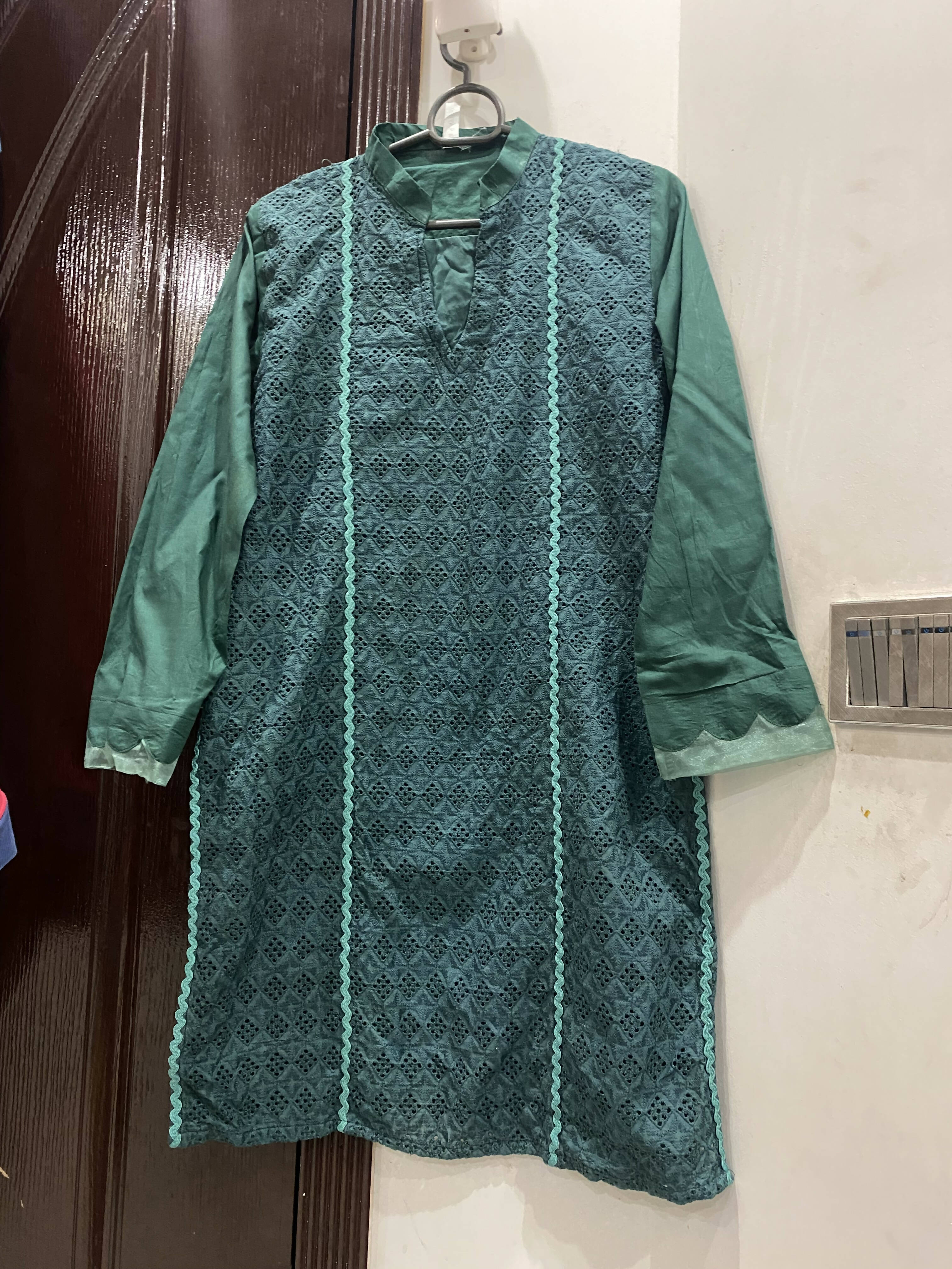 Mannat Clothing|2pcs | Women Branded Kurta | Small | Worn Once