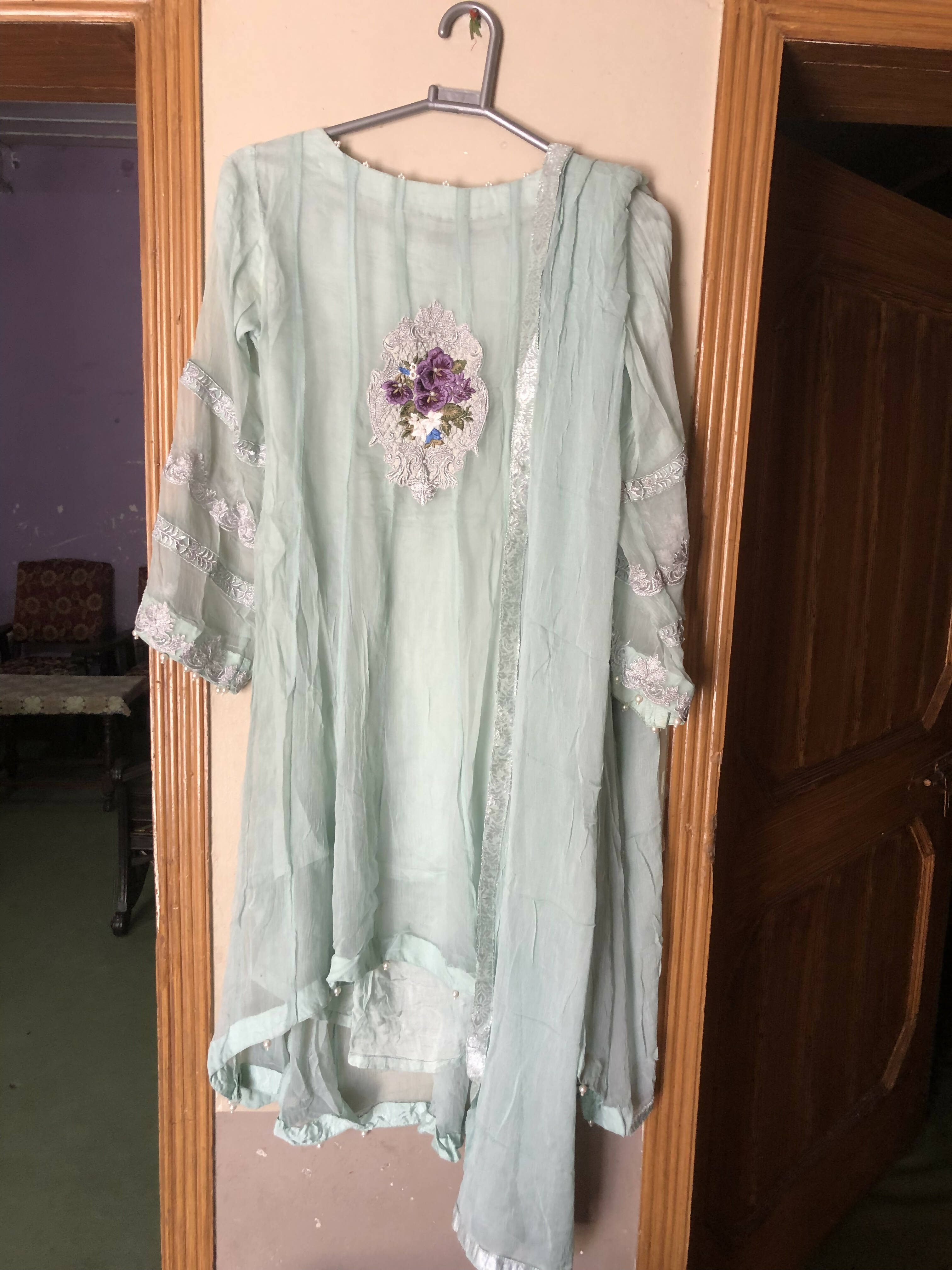 ShaPosh | 3 Pc Mint Green Suit | Women Branded Kurta | Small | Worn Once