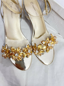 Beautiful Golden Crystal Heels Size (39) | Women Shoes | Preloved