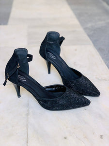 Metro | Black Heels | Women Shoes | Worn Once