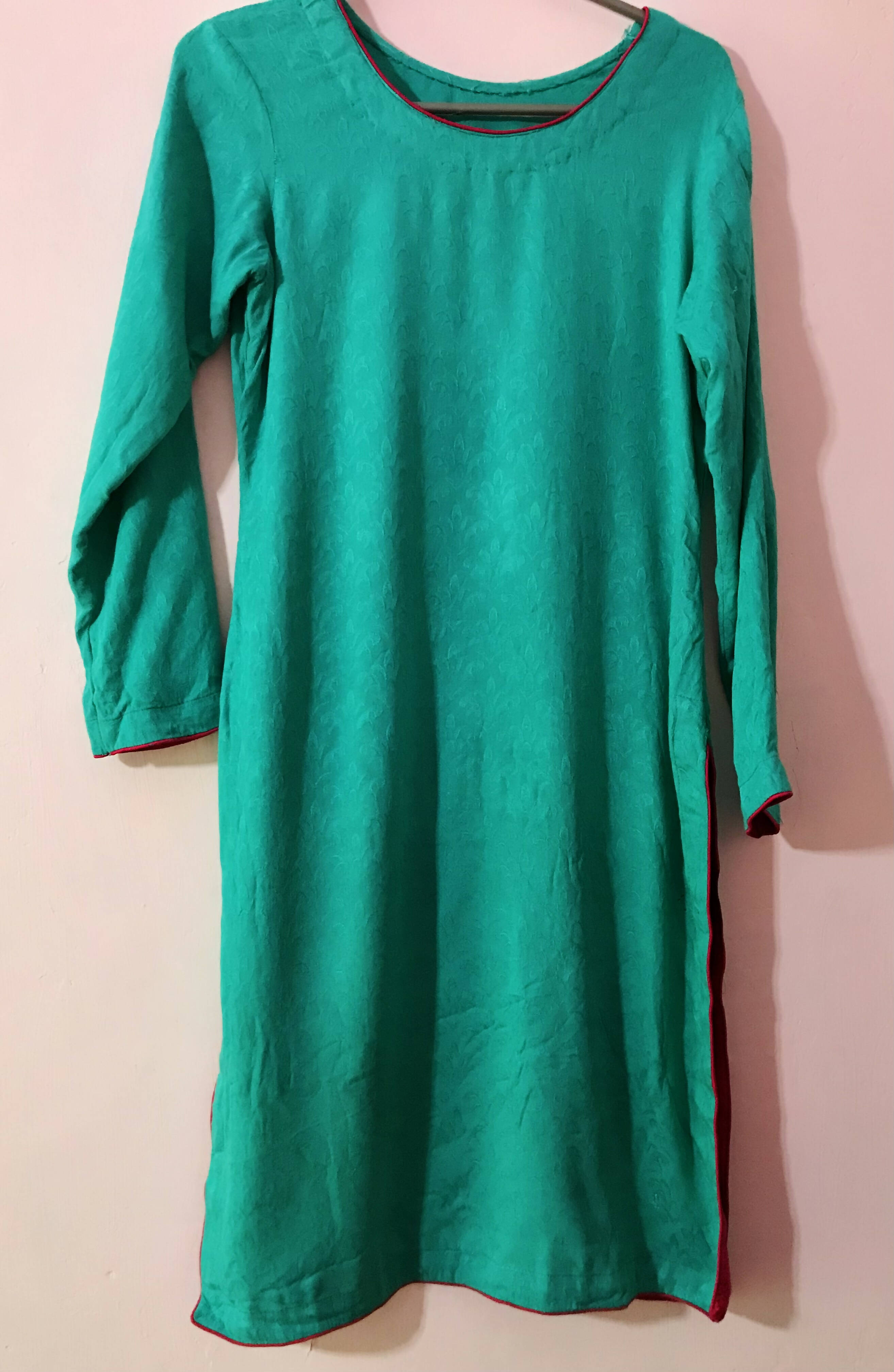 Beautiful Simple Linen Kurta | Women Locally Made Kurta | Medium | Worn Once