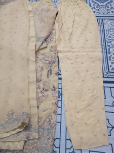 Zarqash | Women Branded Formals | Medium | Worn Once