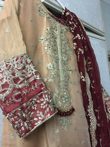 Stunning Embroidery Suit | Women Locally Made Formals | Medium | Worn Once