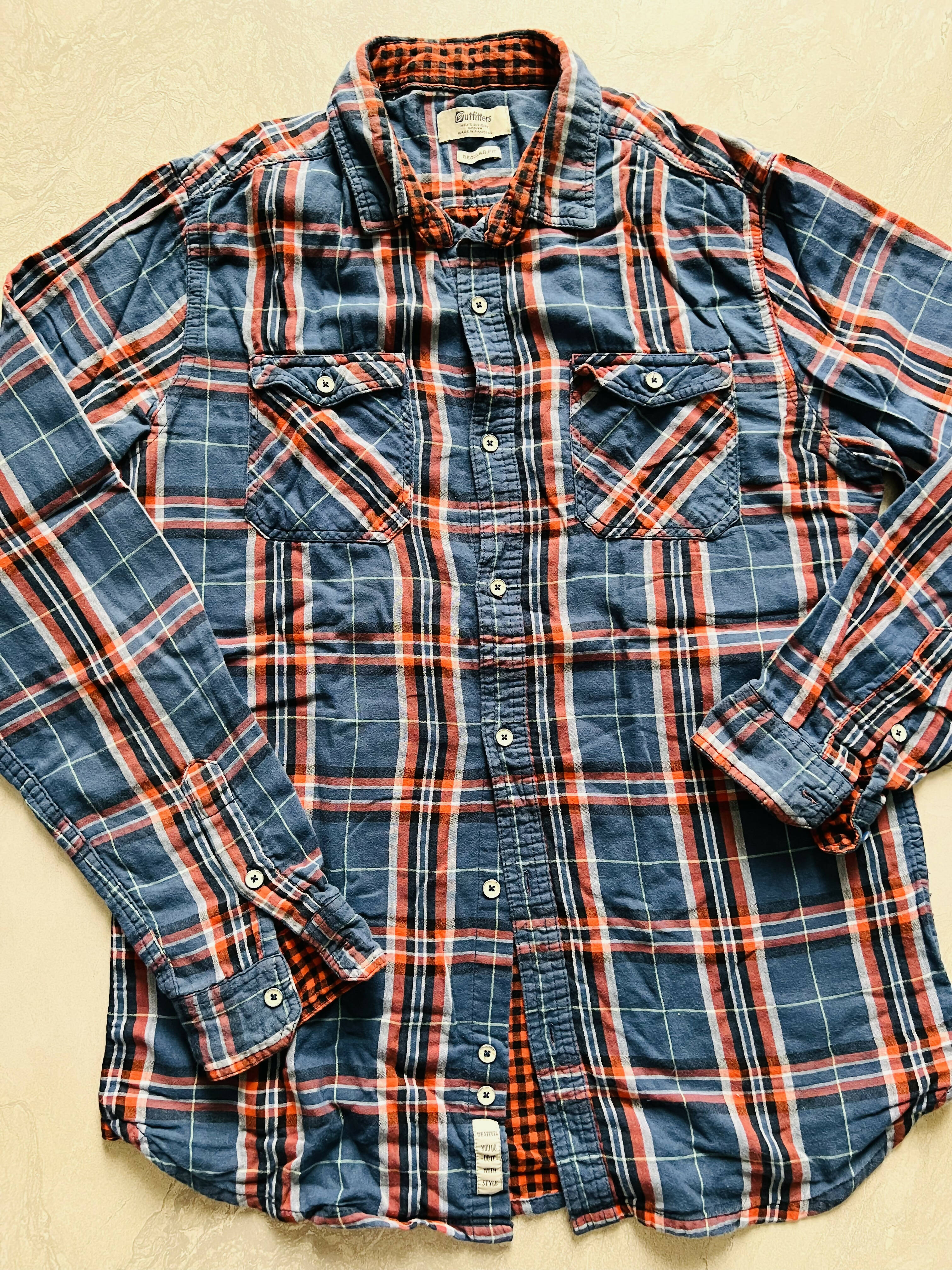 Outfitters | Men T-Shirts & Shirts | Medium | Preloved